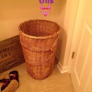 Meet your Posher, Elias